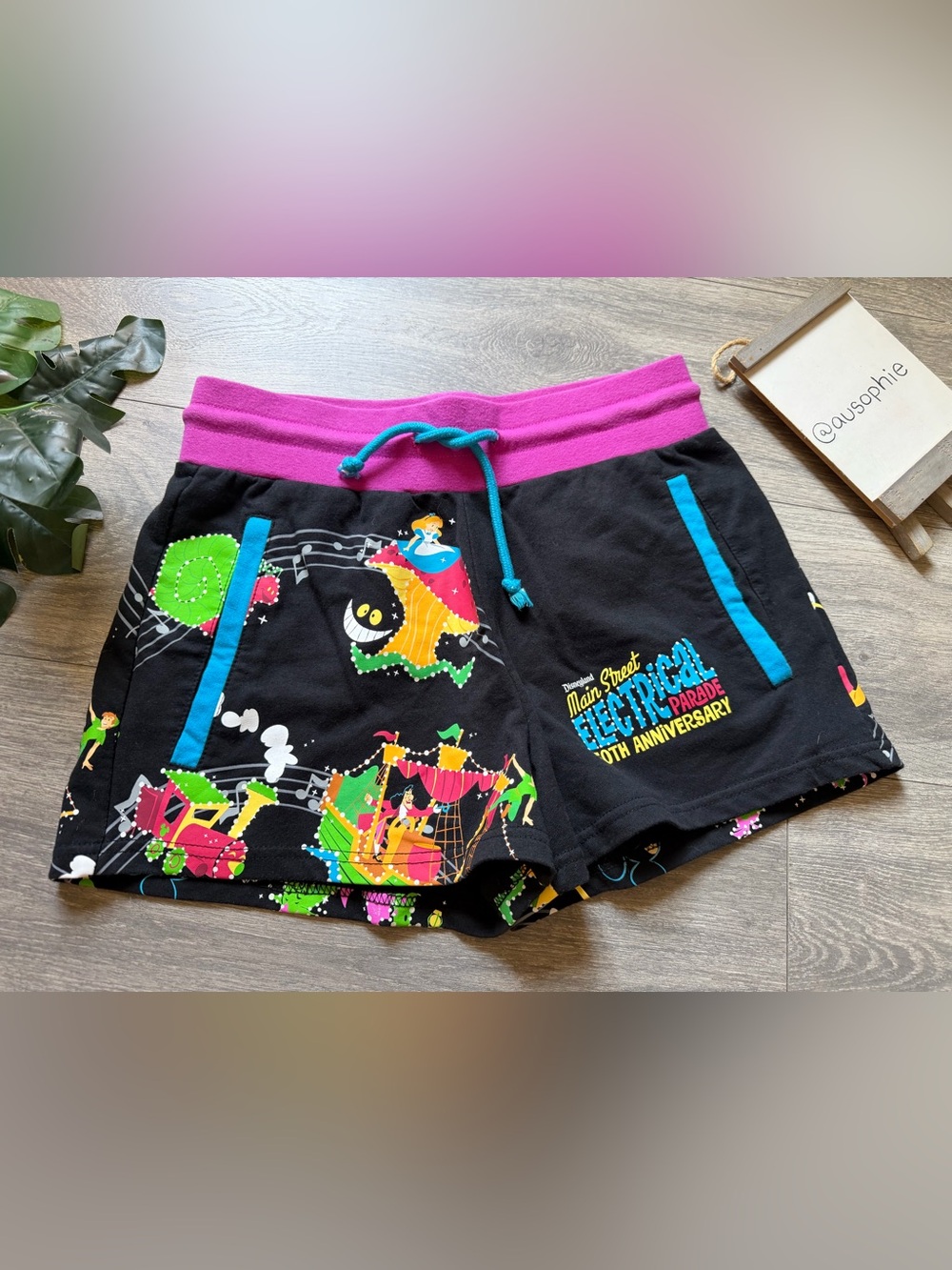 Disney Disneyland Main Street Electrical Parade 50th Anniversay Shorts. Size S